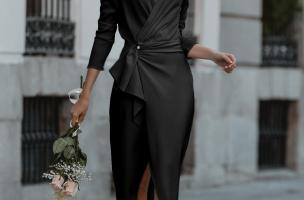 Elegante vestido midi com decote redondo, folhos e mangas a 3/4 Brynlee, preto