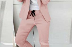 Conjunto de calças com elegante blazer de uma cor Estrena, rosa antigo