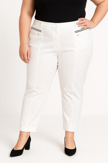 Calças elegantes plus size, brancas