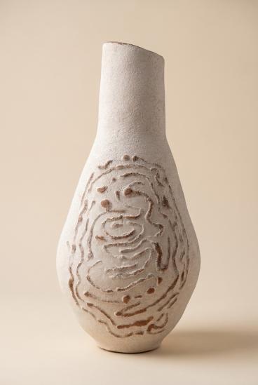 Vaso de Cerâmica Artesanal com Detalhe em Relevo
