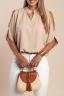 Blusa Solta Elegante com Decote em "V", Bege